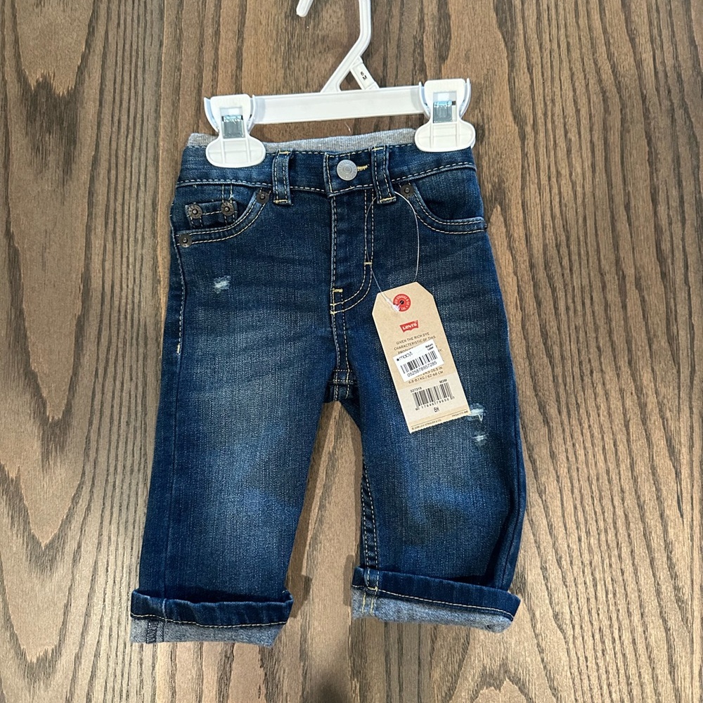 Levi’s jeans 12m